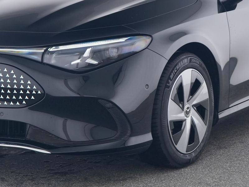 Mercedes-Benz CLA 350 - Bild 4