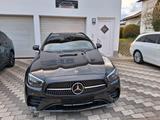 Mercedes-Benz E 220 d T-Modell AMG LINE 4 MATIC DISTRONIC - gebrauchte Mercedes-Benz E 220 aus dem Jahr 2023