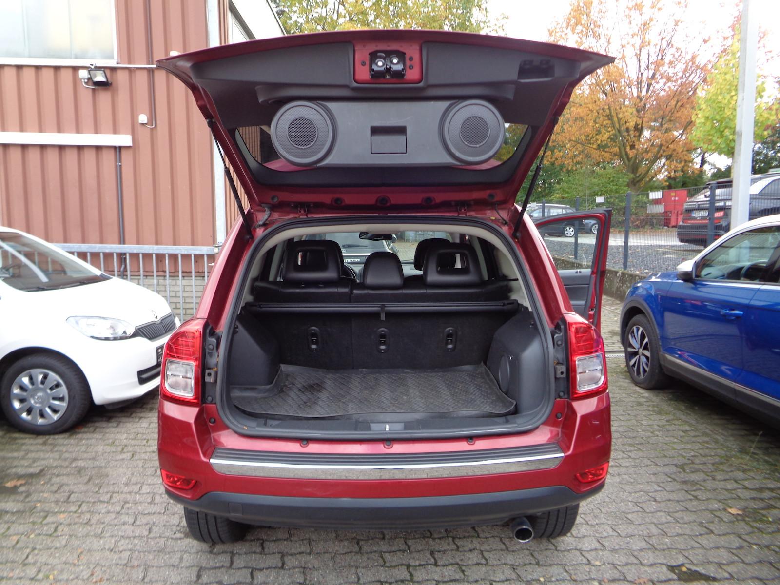 Jeep Compass 2012 — photo 12