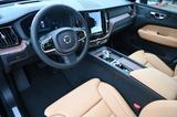 Volvo XC60 B4 D AWD Ultimate Dark*STDHZG*360°*LUFT*ACC - Volvo XC60: Geländewagen