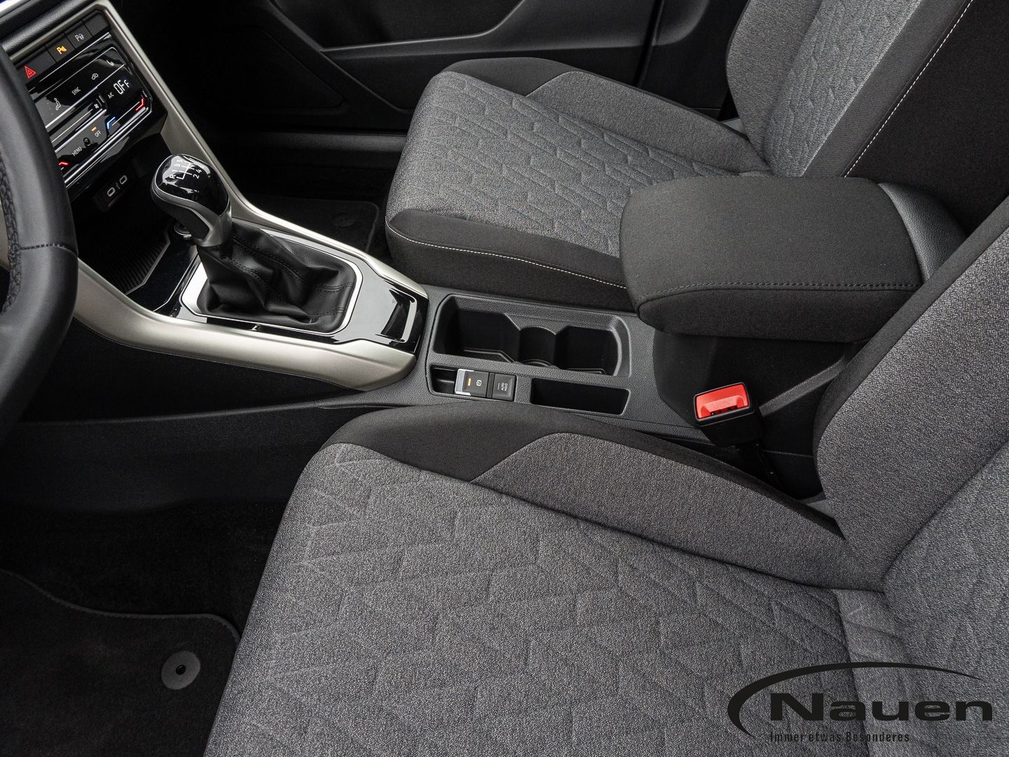 Volkswagen T-Roc - Bild 18