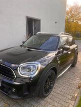 MINI Cooper D Countryman Cooper D ALL4 AT MINI Yo... - schwarze MINI Cooper D Countryman