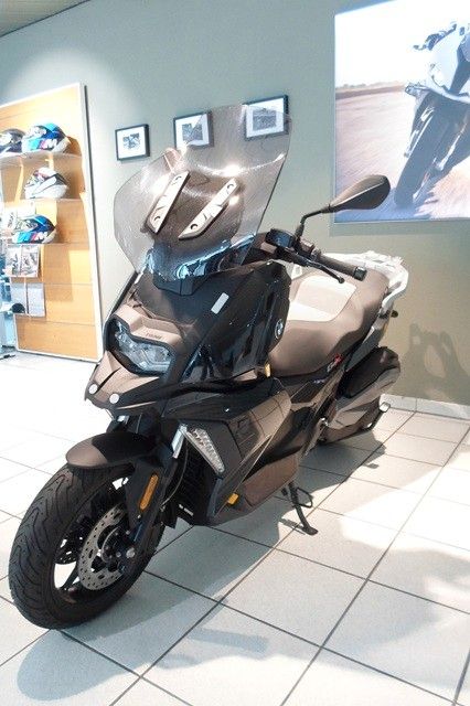 Fahrzeugabbildung BMW C400X nur 2271KM