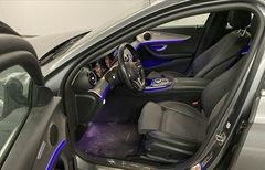 Fahrzeugabbildung Mercedes-Benz E 300 de T Autom. AHK LED Navi Kamera 18" 1.Hd