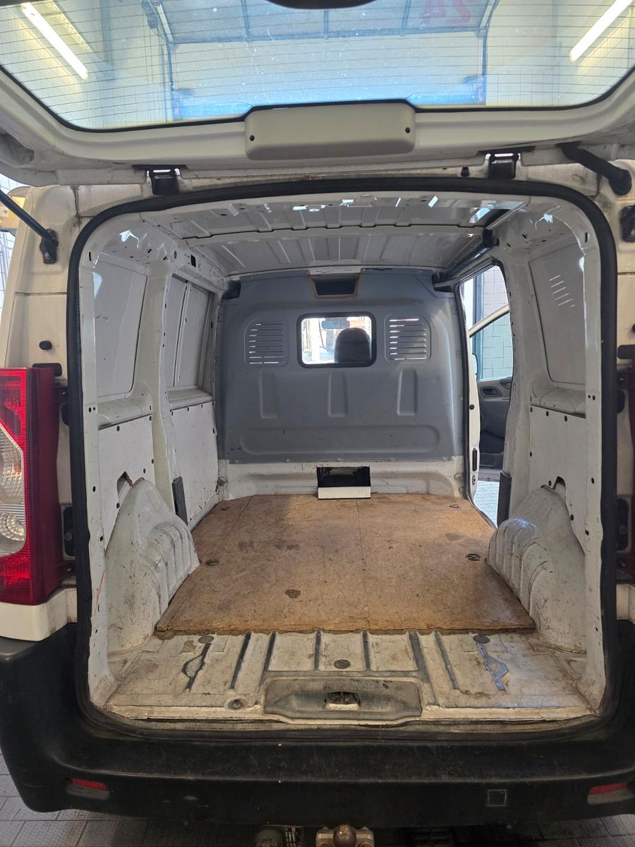 Peugeot Expert Kasten + TÜV 09/2027