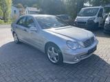 Mercedes-Benz C 180 Kompressor *AUTOMATIK *PDC* AMG-ALUFELGEN - gebrauchte Mercedes-Benz C 180 aus dem Jahr 2005