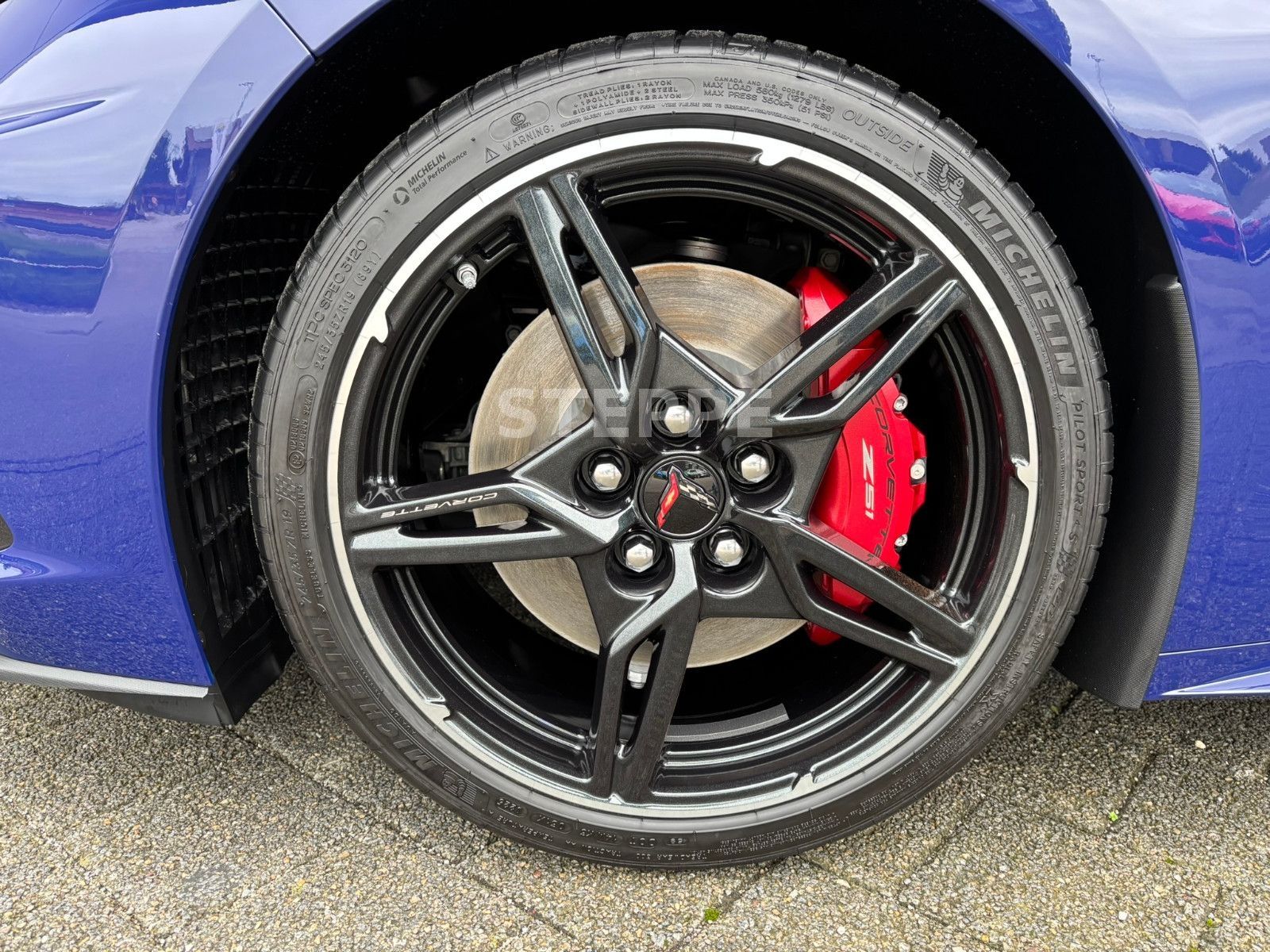 Corvette C8 Stingray Coupe 2025 3LT EUModell STEPPE