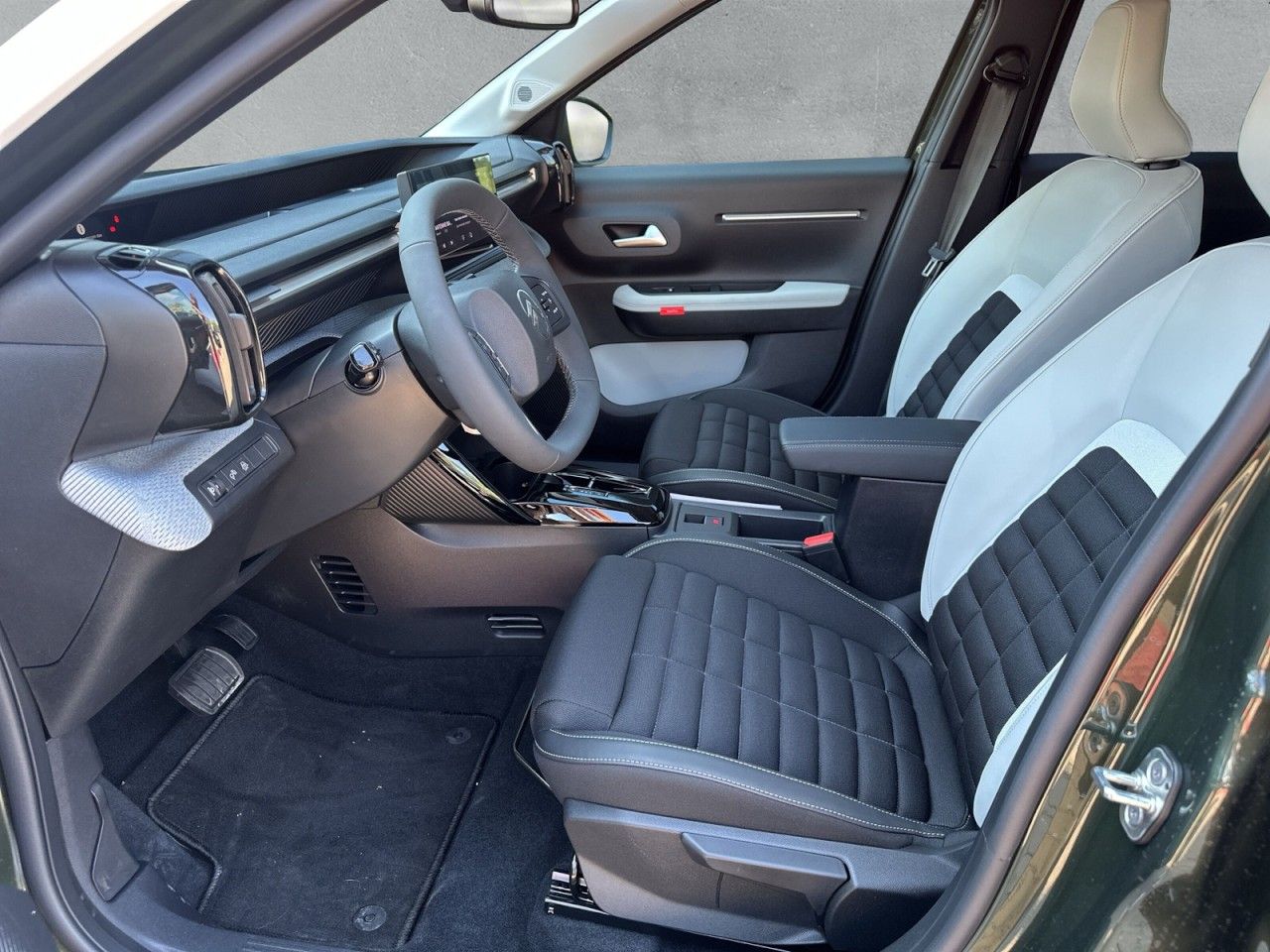 Fahrzeugabbildung Citroën ë-C3 Aircross 113 Standart Range MAX