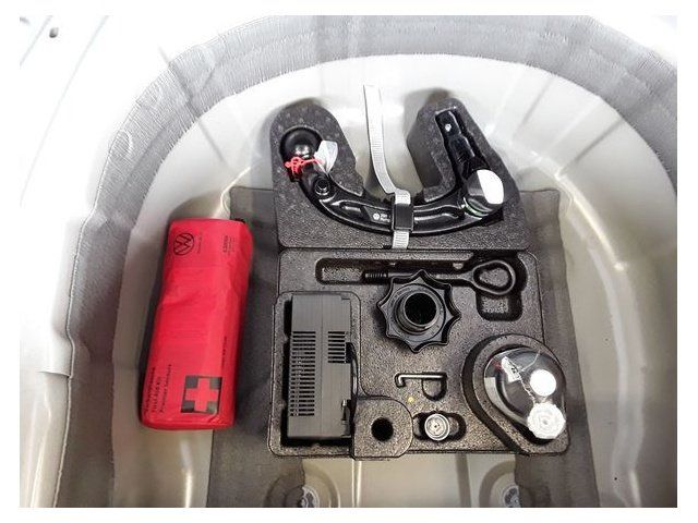 Fahrzeugabbildung Volkswagen T-Cross TSI DSG Energy *AHK*Navi*Cam*LED*ACC*