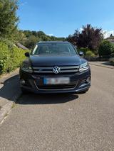 Volkswagen Tiguan 2.0 16V TDI BlueMotion - Volkswagen Tiguan mit Diesel-Antrieb: Limousine, 2.0