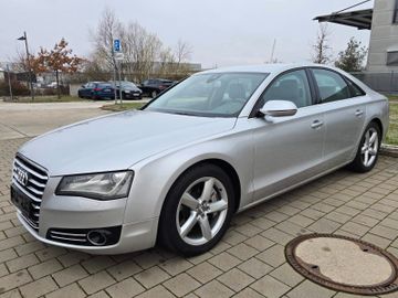 Audi A8 - 3