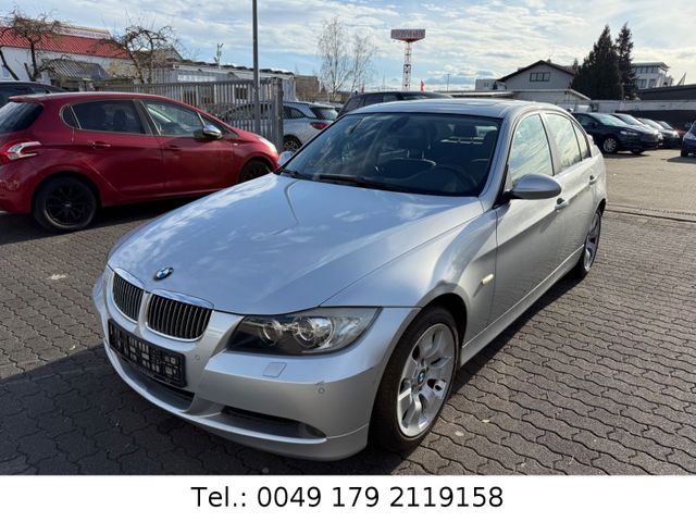 BMW 320i - Xenon - Schiebedach - Sportsitze