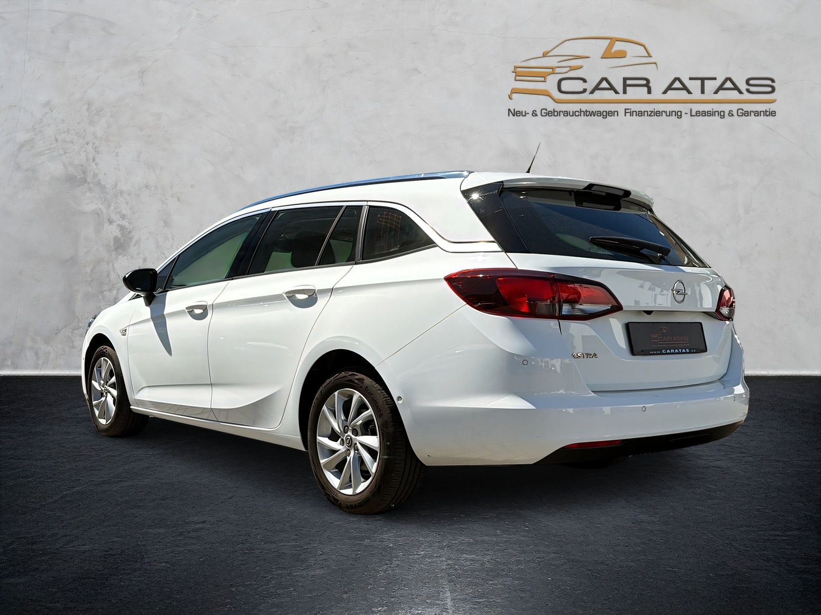 Fahrzeugabbildung Opel Astra BUSINESS PDC TEMPOMAT RFKAM WINTERREIFEN