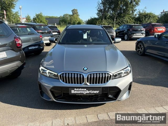 Fahrzeugabbildung BMW 330 i xDrive M-Sport Touring Kamera/ACC/Sitzh. - mit KI generiert/bearbeitet