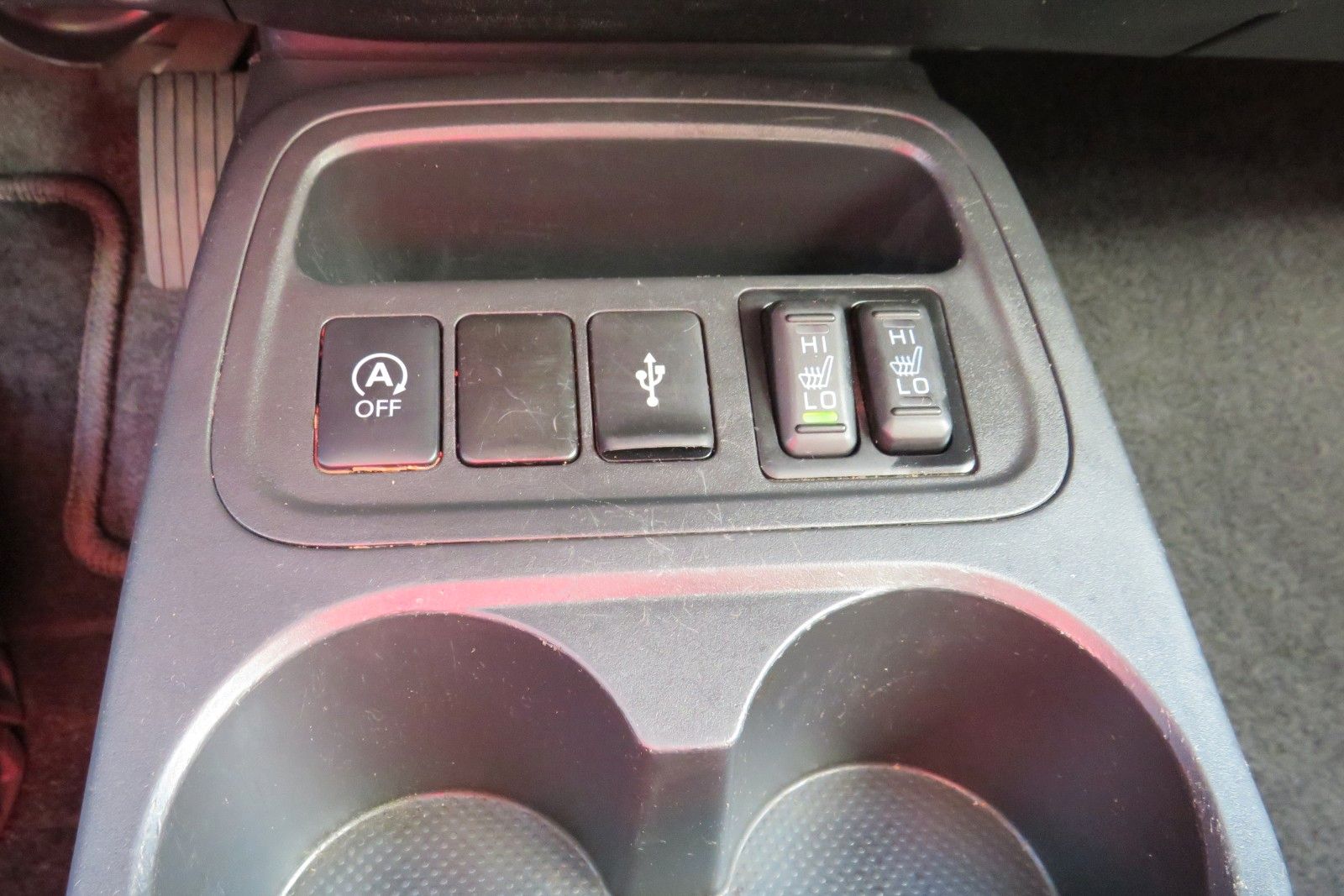 Fahrzeugabbildung Mitsubishi Space Star Edition SITZH. DAB KLIMA GRA ALU 1.HD