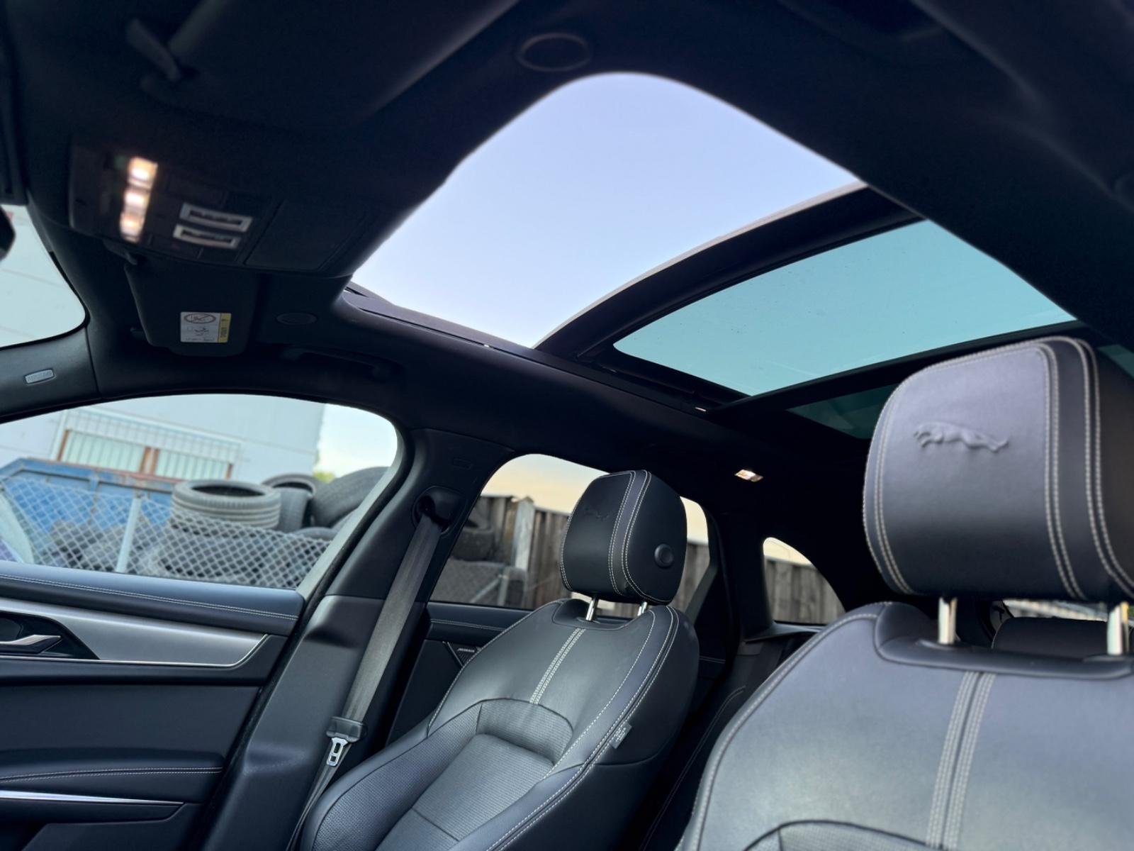 Jaguar F-Pace R-Dynamic SE AWD *90th EDITION*PANORAMA*, миниатюра 19