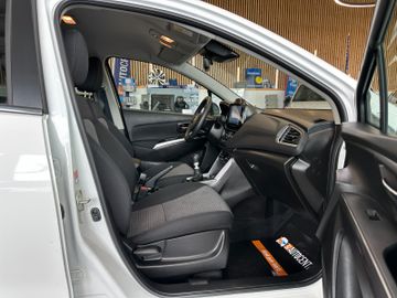 Suzuki (SX4) S-Cross *Navi*Schiebedach*Sitzh*