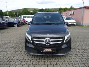 Mercedes V 220 - 8