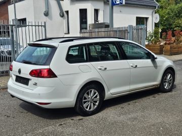Volkswagen Golf - 5