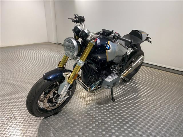 BMW R nineT