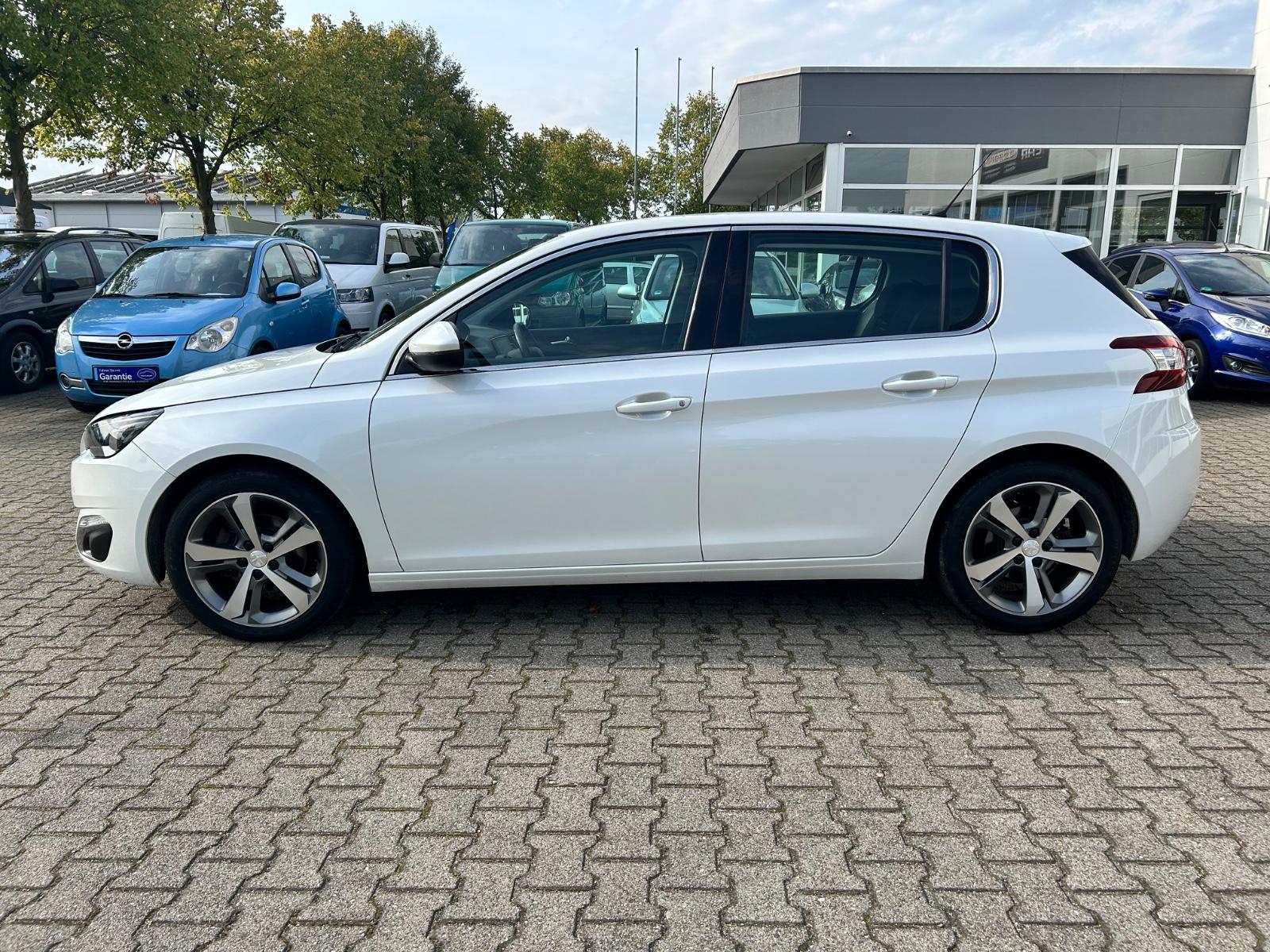 Peugeot 308 Allure 1.6 *1st Hand*Navi*Bluetooth*Xenon*TP
