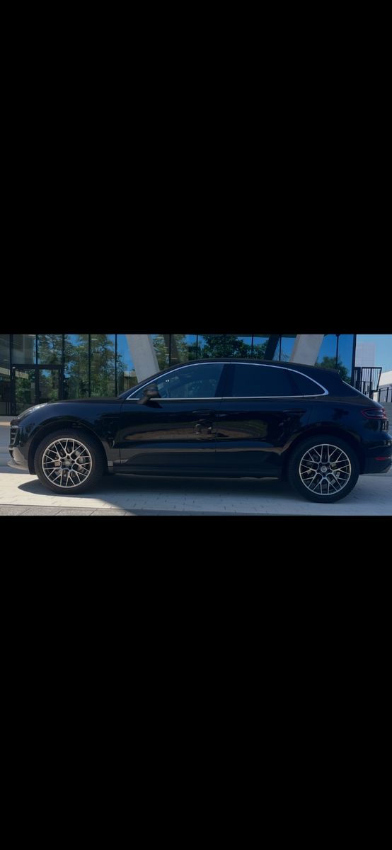 PORSCHE Macan S 