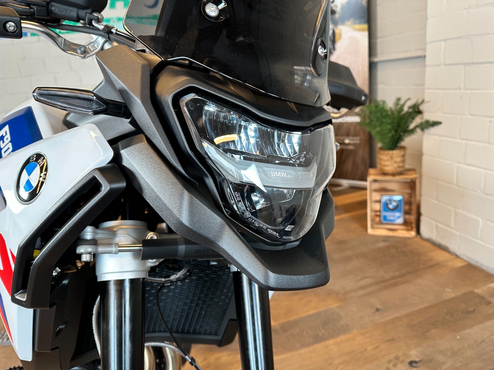 Fahrzeugabbildung BMW F900GS - Sofort verfügbar!
