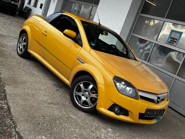 Opel Tigra 1.8i * 8 FACHBEREIFT*