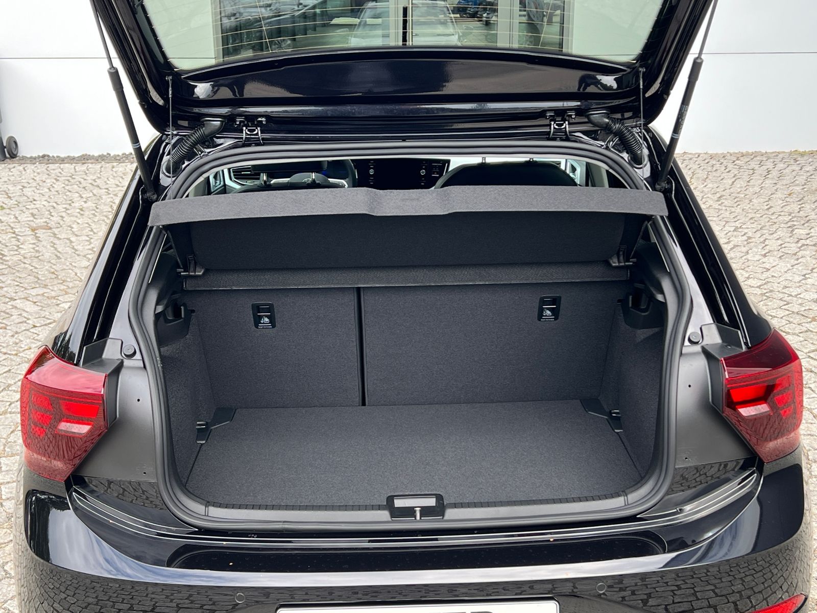 Fahrzeugabbildung Volkswagen Polo GOAL 1.0 TSI * LED, App-Connect, 16"-LM*