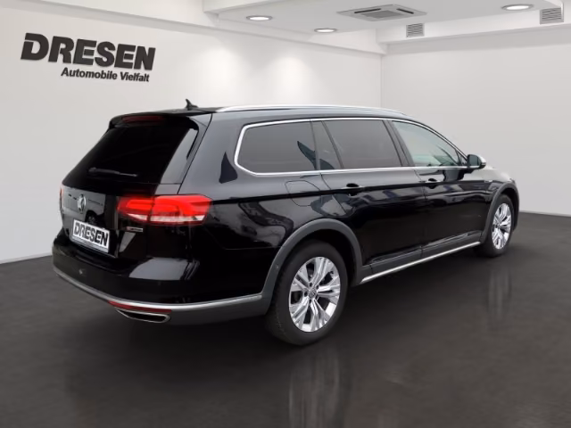 Volkswagen Passat Alltrack 2.0TSI 220PS 4Motion/AHK/ACC/Nav
