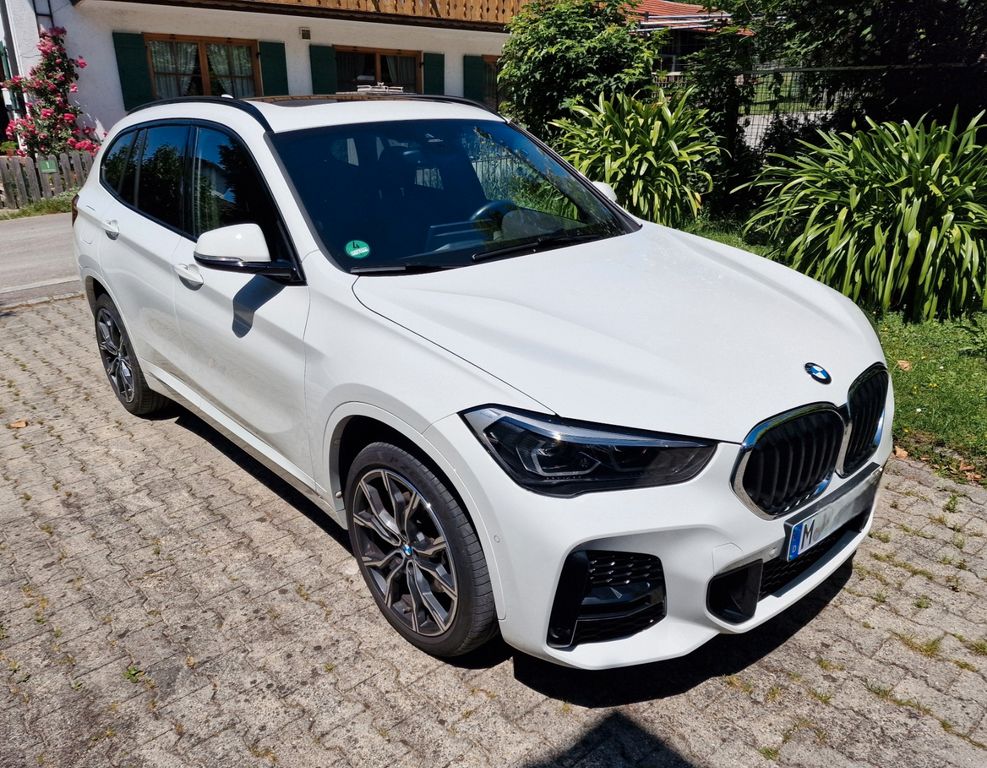 Image of BMW X1