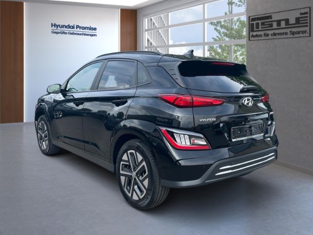 Fahrzeugabbildung Hyundai KONA Trend Elektro 2WD 11 KW Navi Soundsystem LE