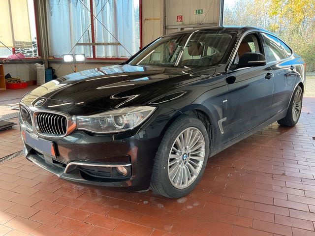 BMW 320 d xDrive Luxury