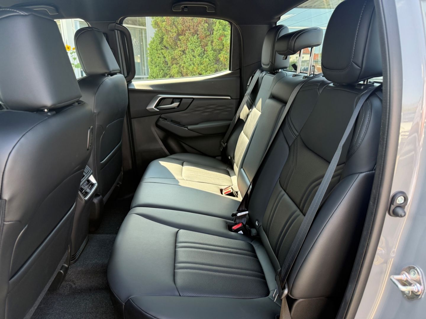 Fahrzeugabbildung Isuzu D-Max Double Cab 2.2 Turbo 4WD LSE