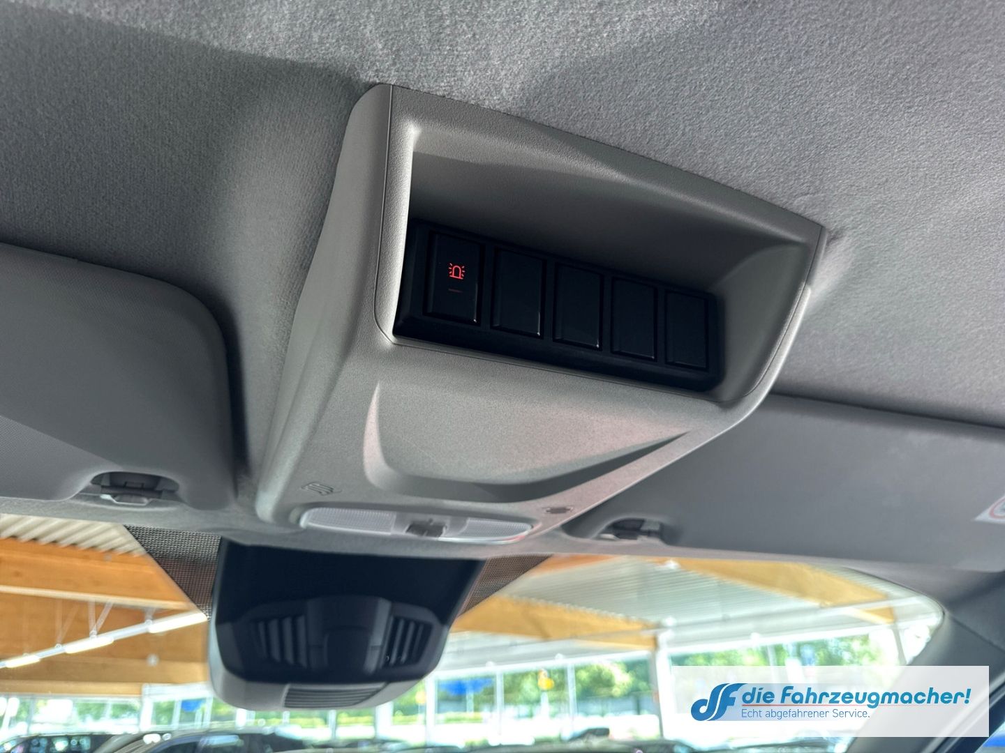 Fahrzeugabbildung Ford Transit Custom Kasten 280 L1 Trend 2.0 TDCi Klim