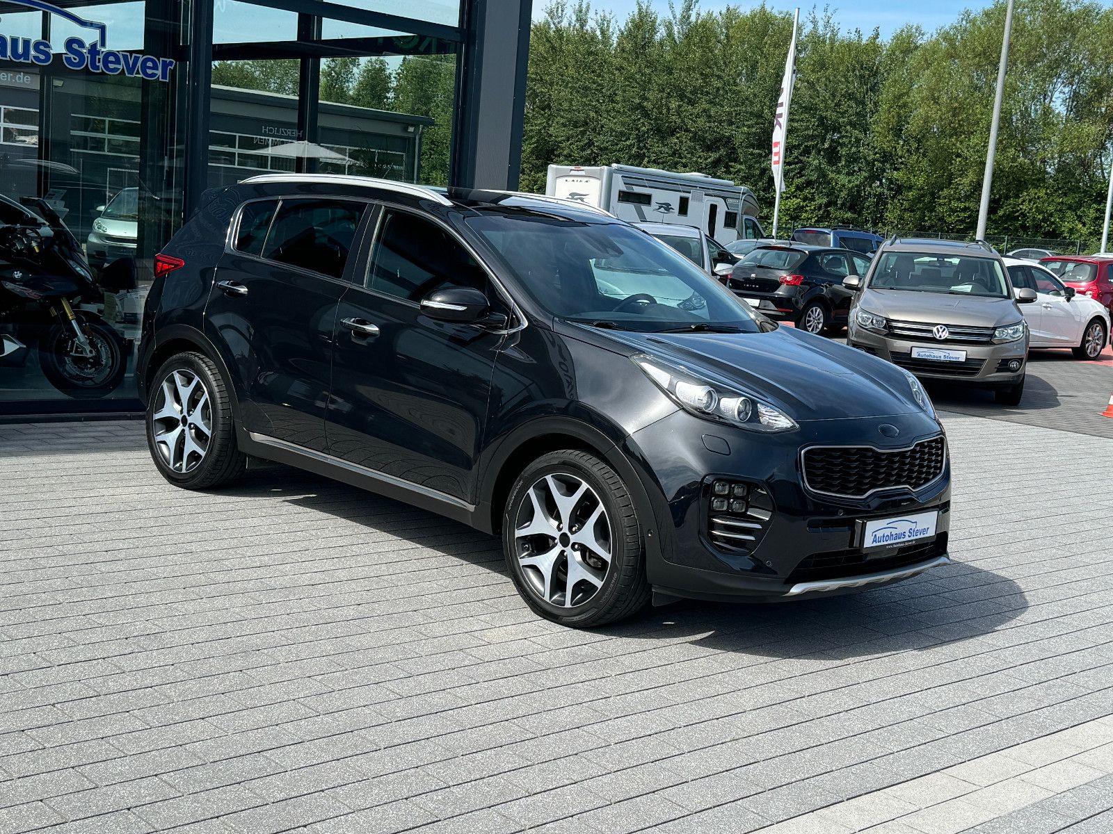 Fahrzeugabbildung Kia Sportage GT-Line 4WD,Navi,Leder,Sitzh,Kamera v+h