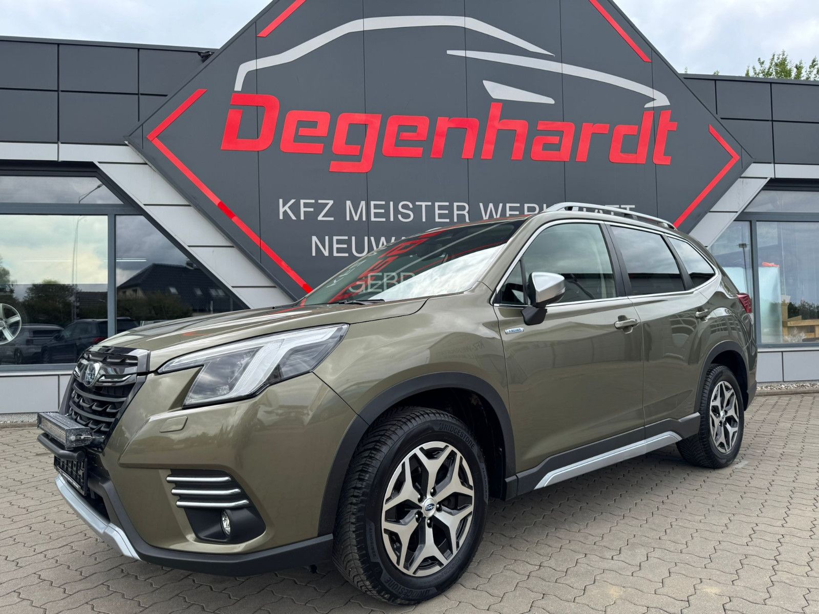 SUBARU Forester