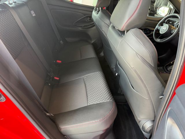 Toyota Yaris Hybrid Premiere Edition *HUD*ALLWETTER*