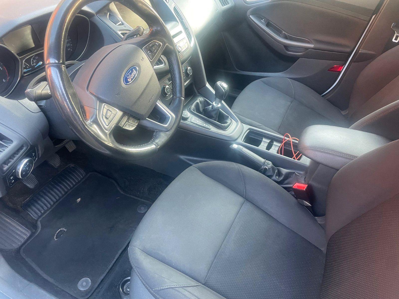 Ford Focus 2015 — photo 5