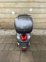 Vespa GTS 125 Touring Topcase Windschild um. - VESPA 125 TOURING