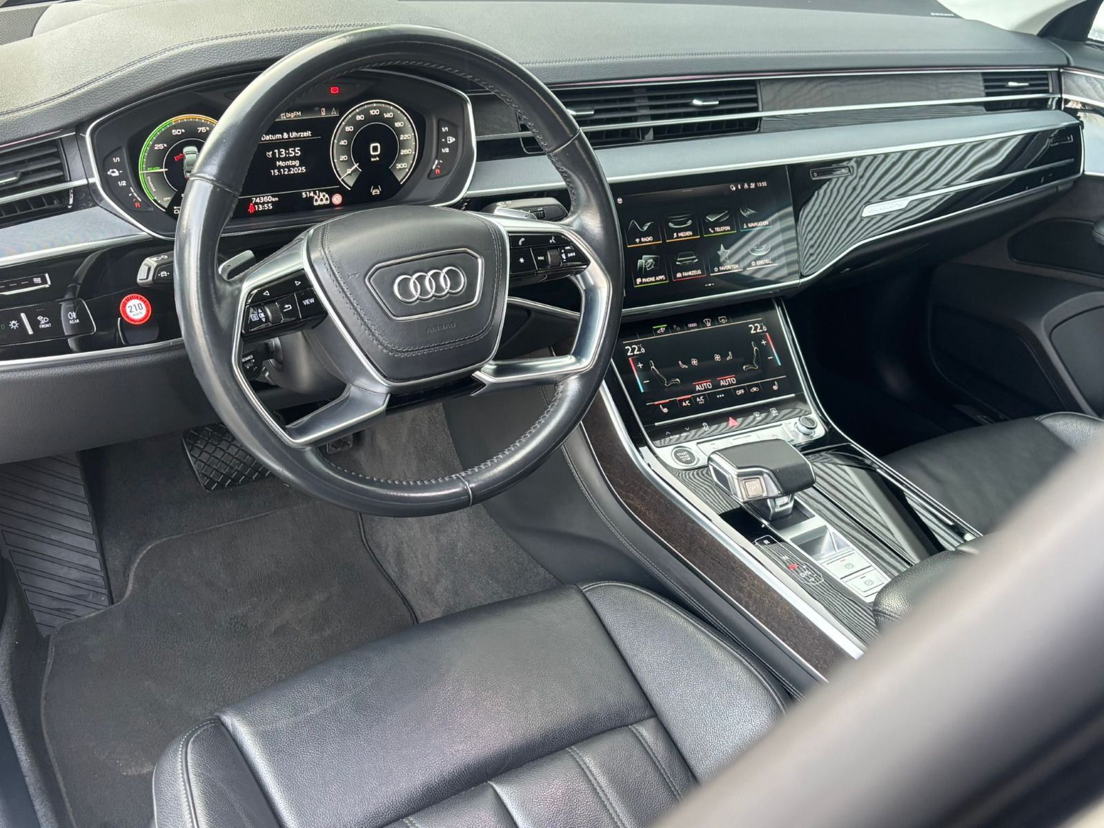Audi A8 - Bild 12