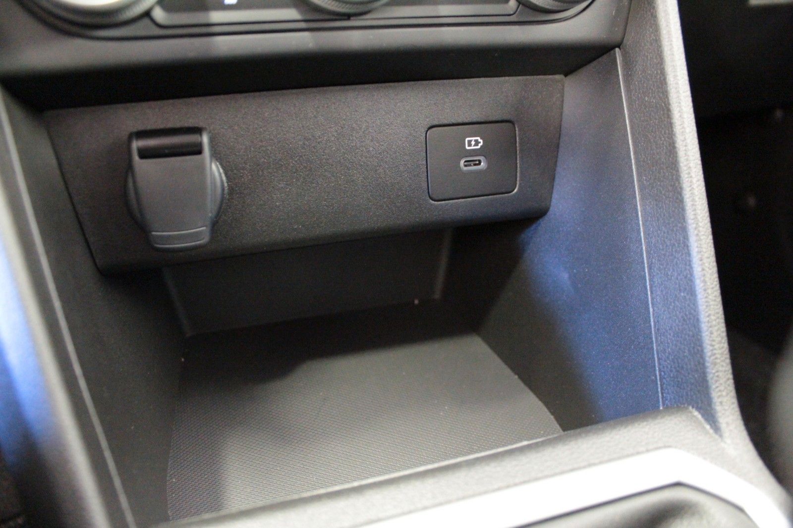 Fahrzeugabbildung Dacia Sandero Stepway TCe 90 Expression *WInterpaket*