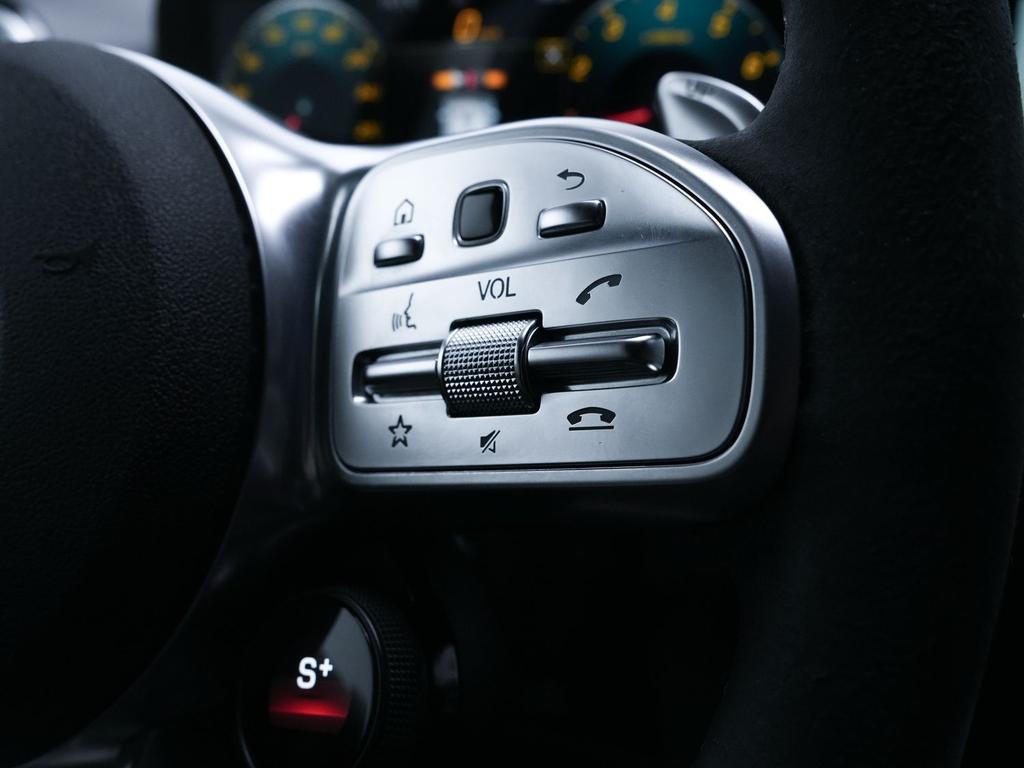 Mercedes-Benz A 45 AMG