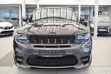 Jeep Grand Cherokee SRT8 6,4 Hemi - Jeep Grand Cherokee mit Benzin-Antrieb: Leder, mit Navigationssystem