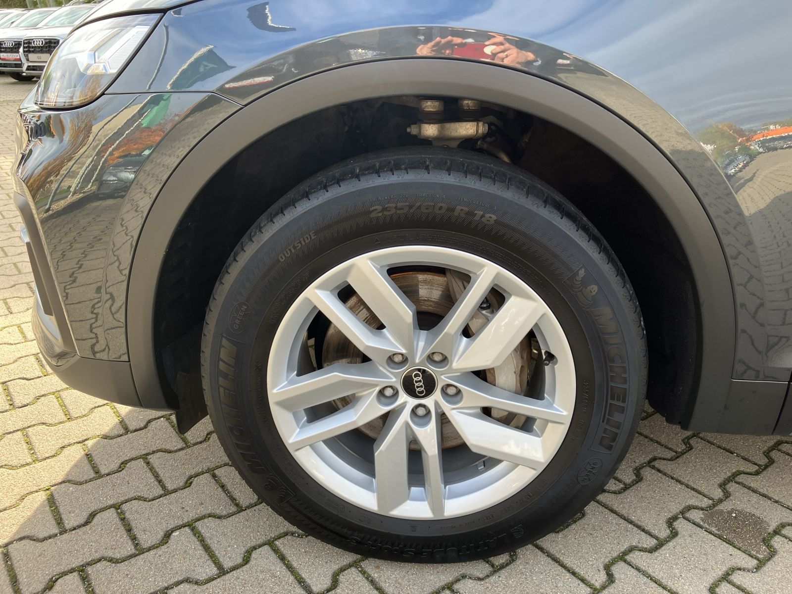 Fahrzeugabbildung Audi Q5 50 TFSI e quattro Matrix AHK RFK ACC SHZ