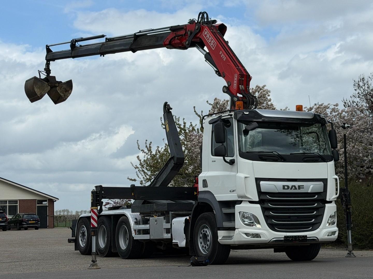 DAF CF530 8x4!! DREIFACH!! 2023!! KRAN/HAKEN!! EURO6