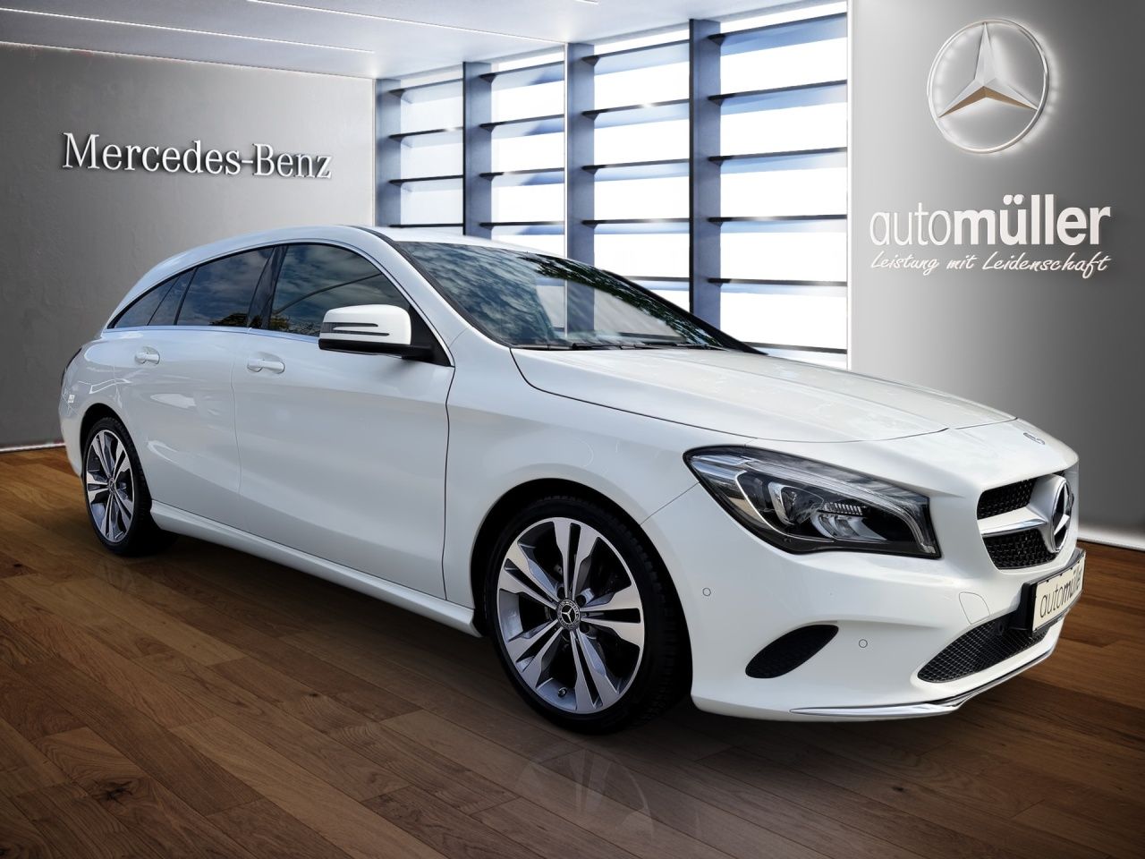 Fahrzeugabbildung Mercedes-Benz CLA 180 SB AUT LM SoundSys Teilled.