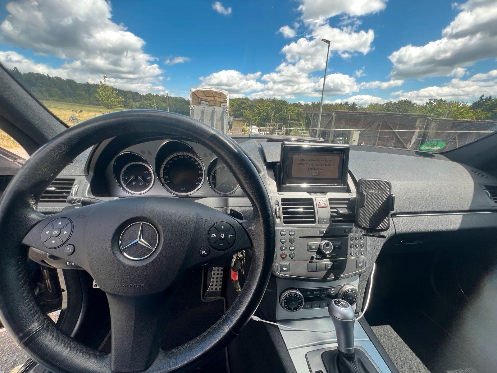 Mercedes-Benz C200 2009 — engine 185 HP (136kW)