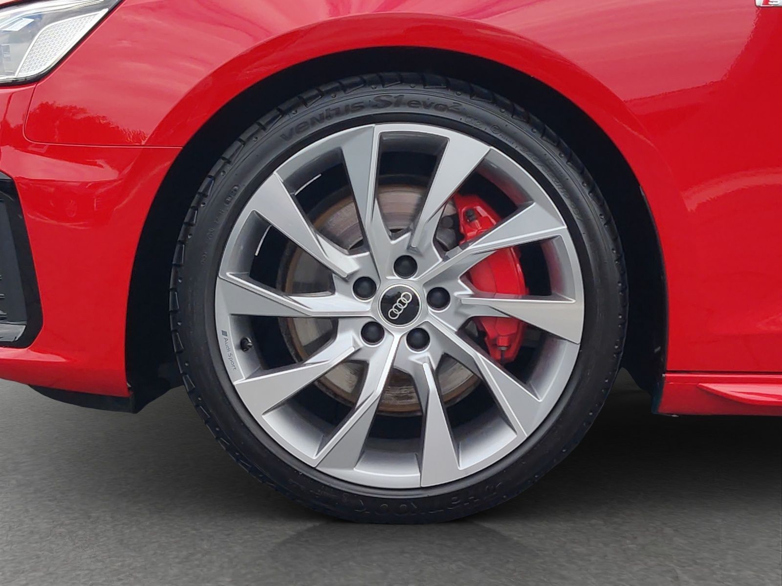 Audi A4 - Bild 13