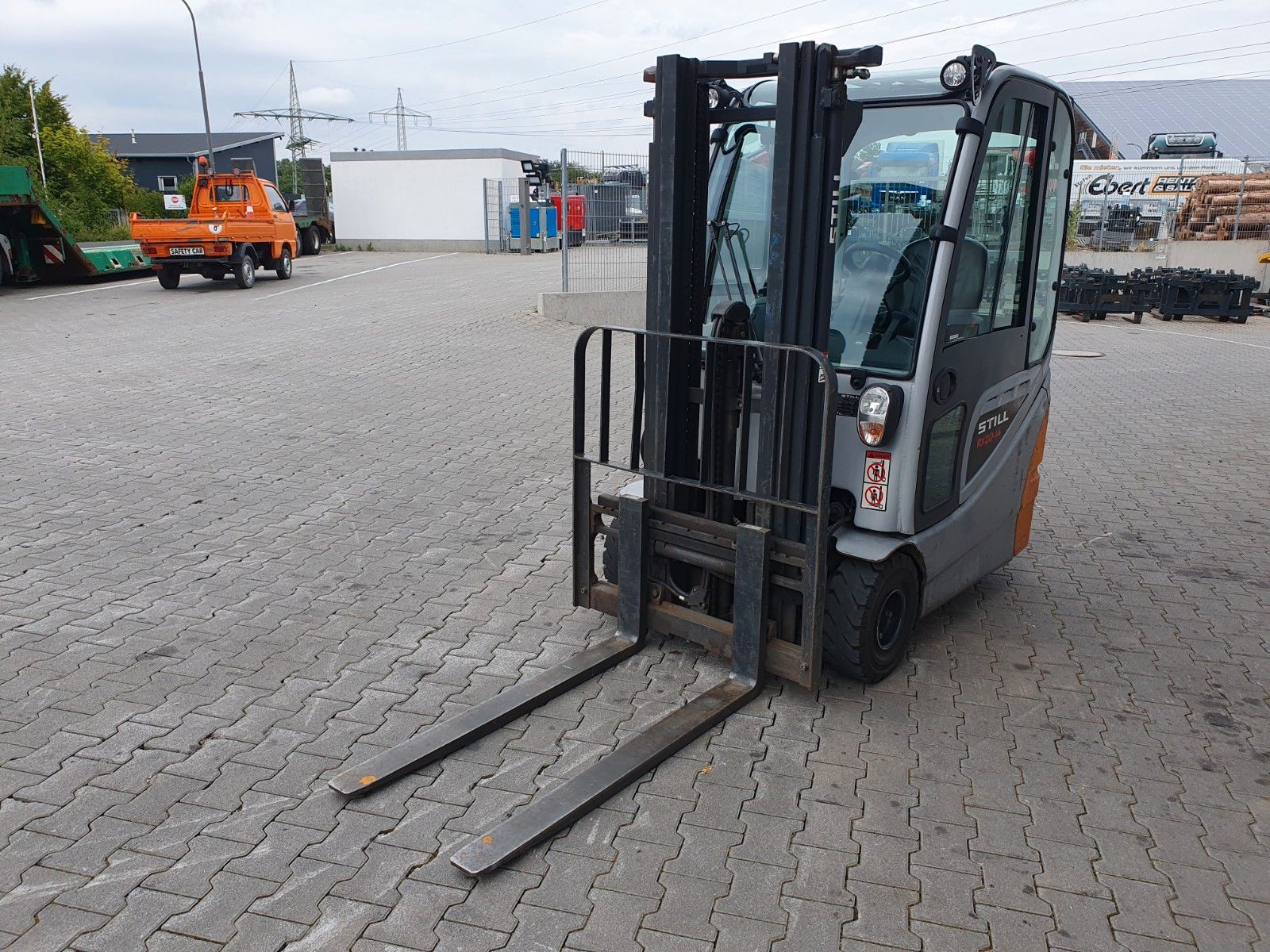 Fahrzeugabbildung Still RX 20-14 / Triplex: 4,3m / nur 2.328h / SS